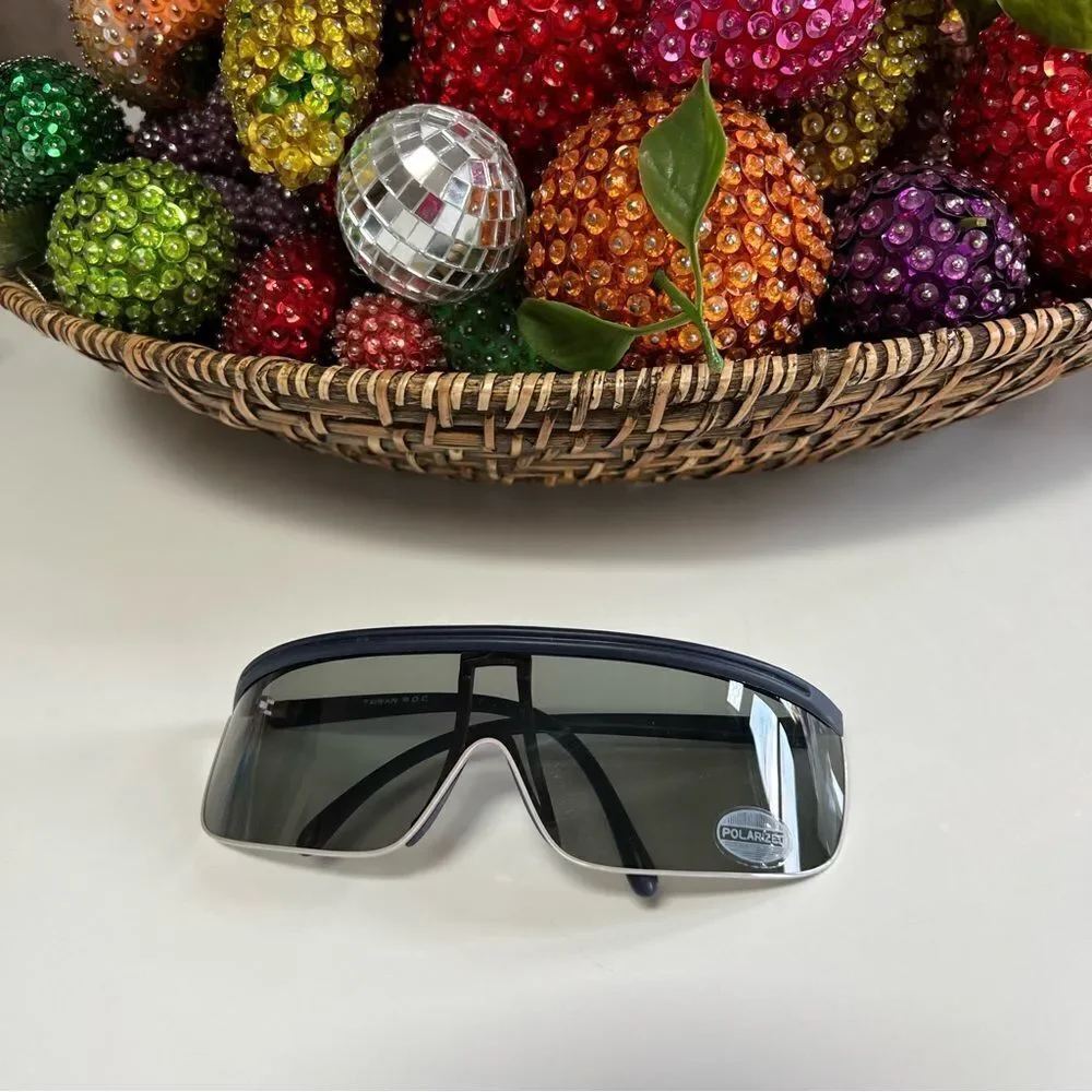 True Vintage Deadstock 1980s Sporty Polarized Windsheild Aviator Glasses Pair 4